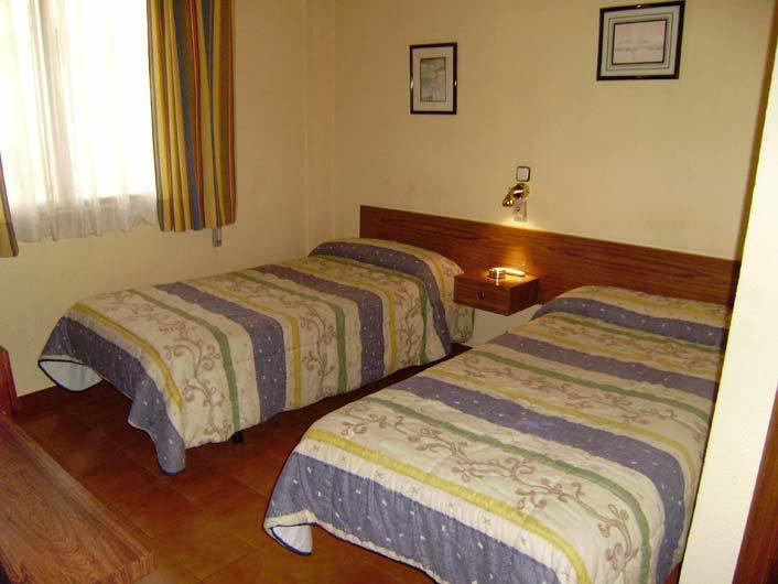 Hostal Suarez Madrid Oda fotoğraf